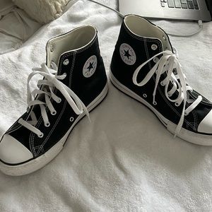 Platform Black Converse